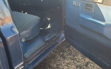 Chevrolet-c10-lwb-pickup-scottsdale-1986-blue-10