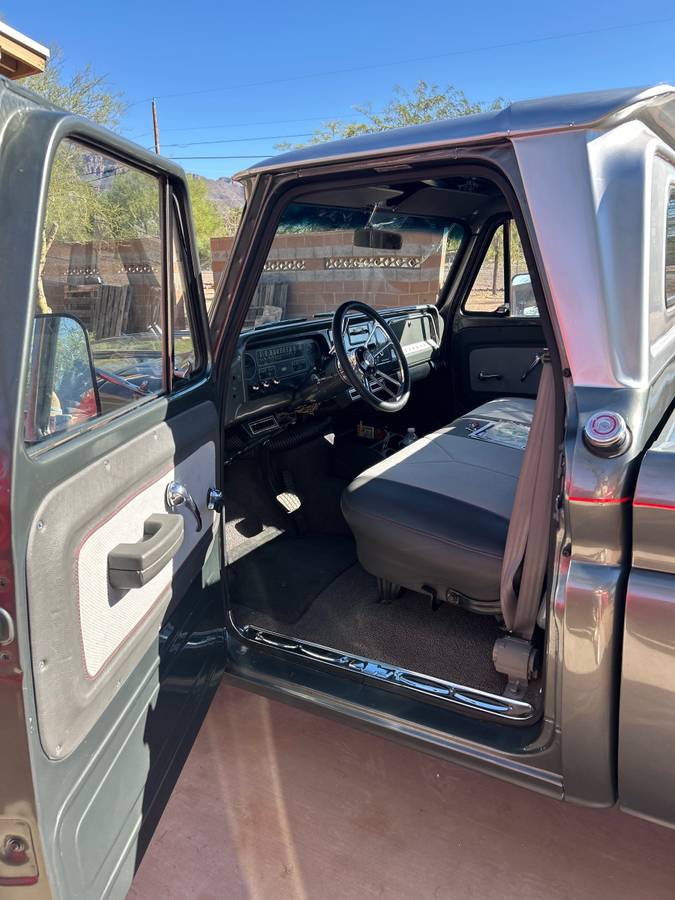 Chevrolet-c10-pickup-1966-custom-10