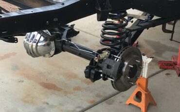 Chevrolet-c10-pickup-1966-custom-12