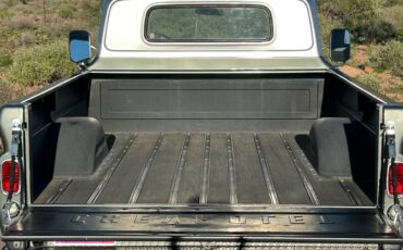 Chevrolet-c10-pickup-1966-custom-4