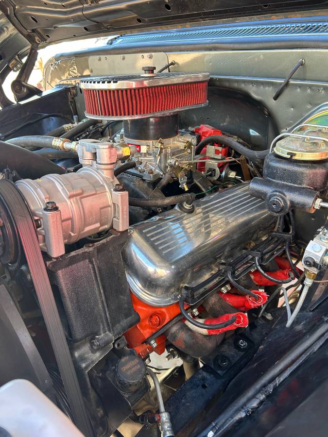 Chevrolet-c10-pickup-1966-custom-8