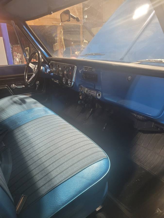 Chevrolet-c10-pickup-1972-blue-11