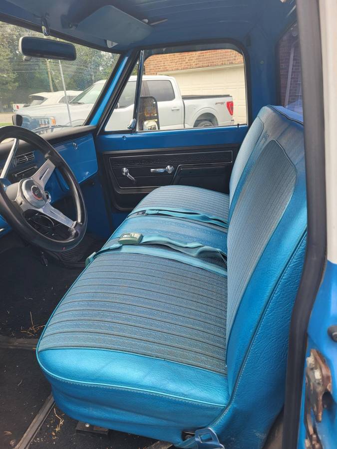 Chevrolet-c10-pickup-1972-blue-8