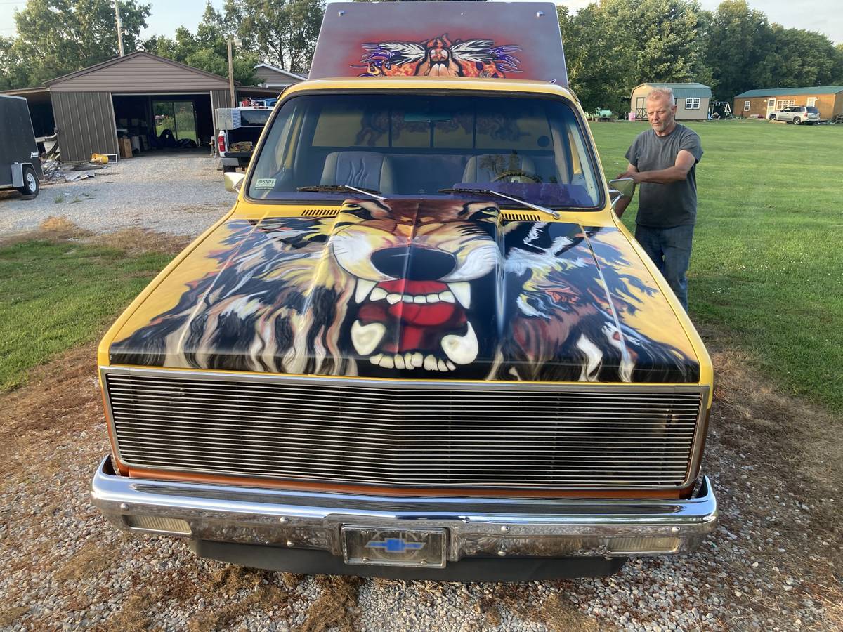 Chevrolet-c10-pickup-1981-yellow-2