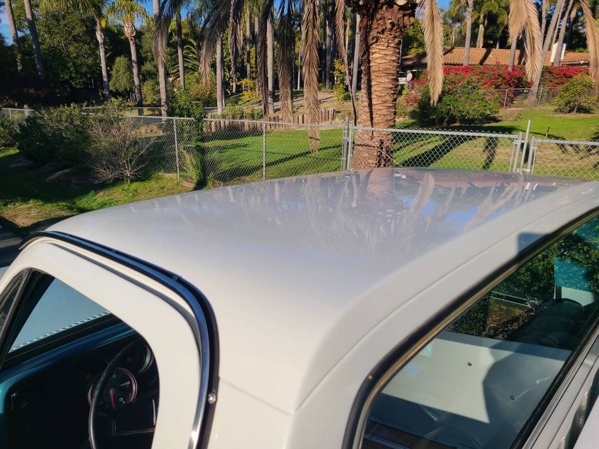 Chevrolet-c10-shortbed-1974-white-12