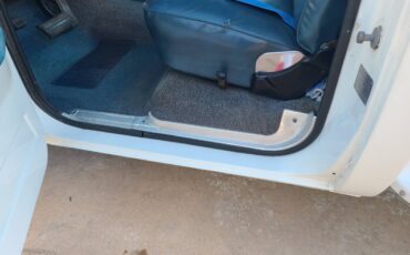 Chevrolet-c10-shortbed-1974-white-17