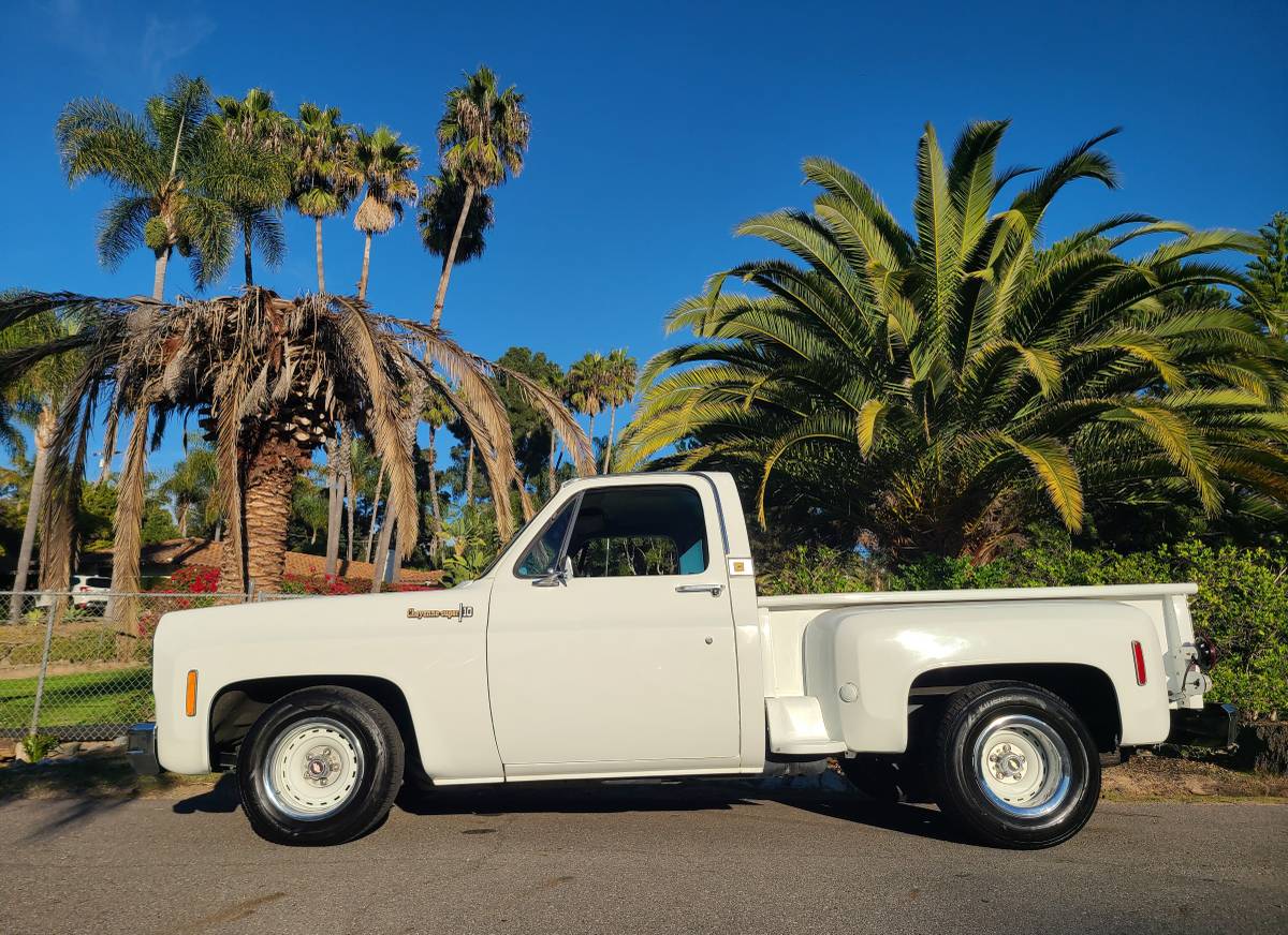 Chevrolet-c10-shortbed-1974-white-8
