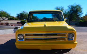 Chevrolet-c10-stepside-1971-yellow-1