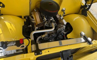 Chevrolet-c10-stepside-1971-yellow-17