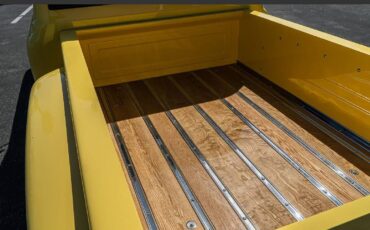 Chevrolet-c10-stepside-1971-yellow-4