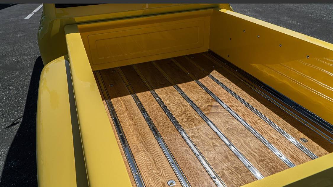 Chevrolet-c10-stepside-1971-yellow-4