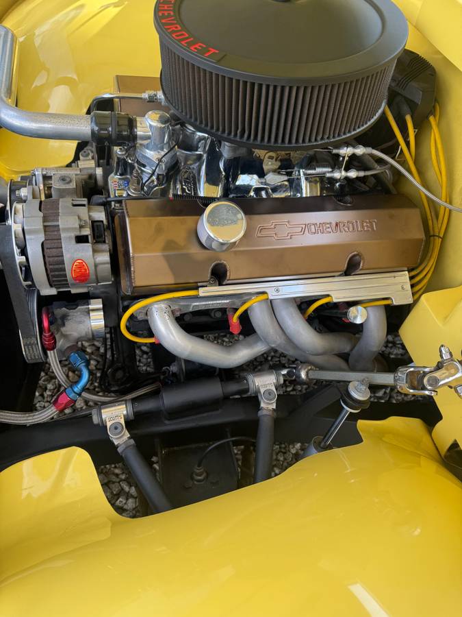 Chevrolet-c10-stepside-1971-yellow-6
