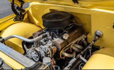 Chevrolet-c10-stepside-1971-yellow-8