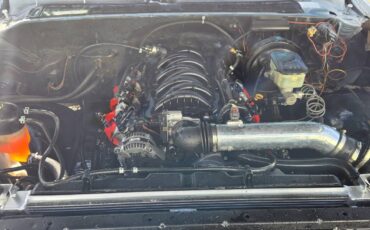 Chevrolet-c10-swb-1980-white-7