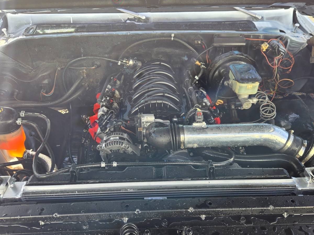 Chevrolet-c10-swb-1980-white-7