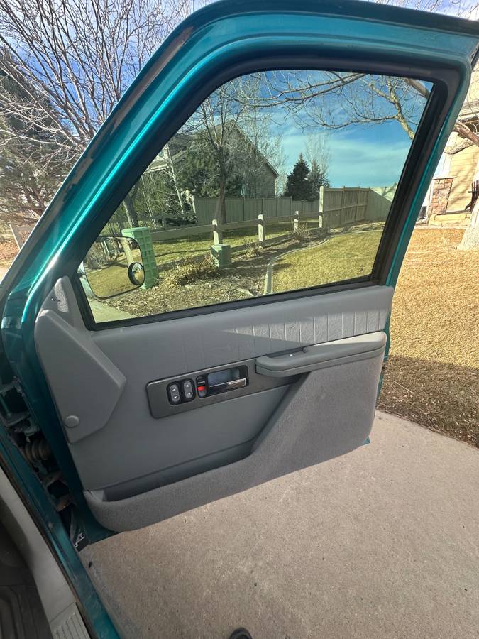 Chevrolet-c1500-1994-green-7