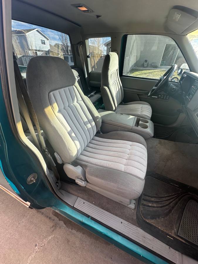 Chevrolet-c1500-1994-green-8