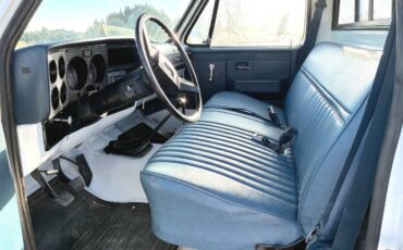 Chevrolet-c2-1986-white-1