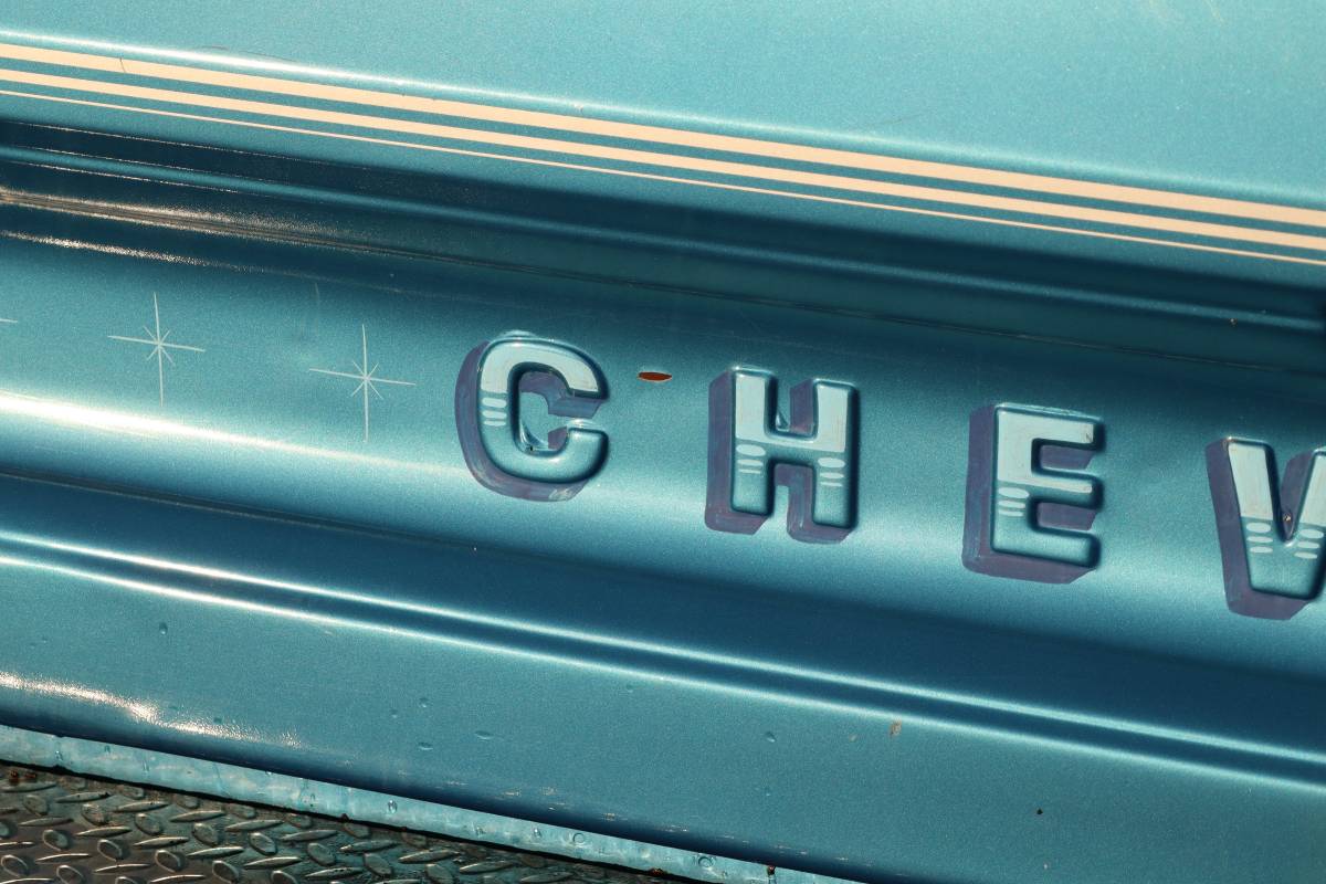 Chevrolet-c20-1977-blue-13