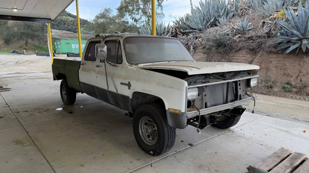 Chevrolet-c20-diesel-1981-1