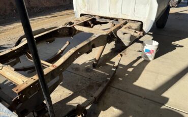 Chevrolet-c20-diesel-1981-11