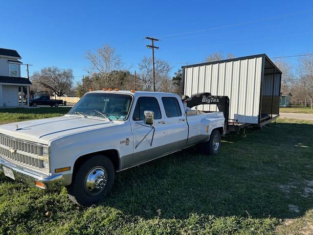 Chevrolet-c30-1982-4