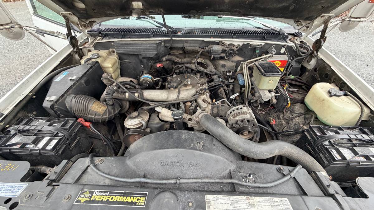 Chevrolet-c3500-diesel-1994-white-1