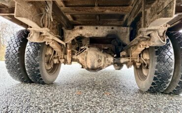 Chevrolet-c3500-diesel-1994-white-2