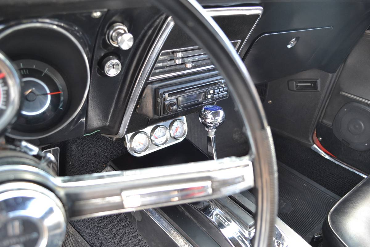 Chevrolet-camaro-1967-red-12