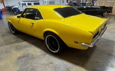 Chevrolet-camaro-1968-yellow-9