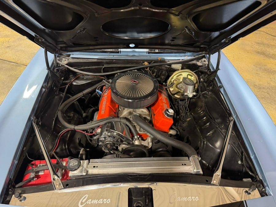 Chevrolet-camaro-1969-blue-23