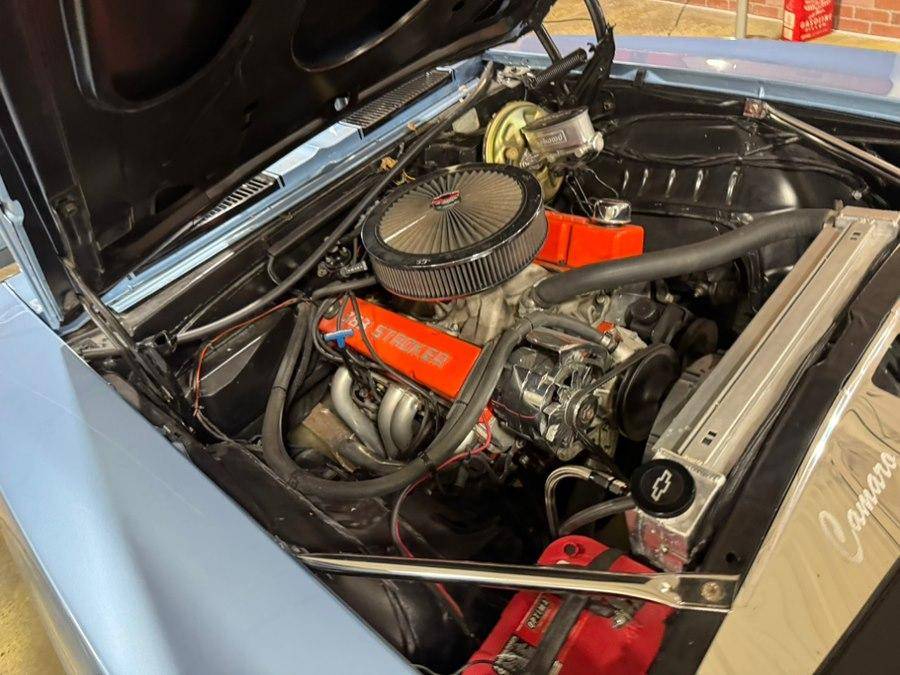 Chevrolet-camaro-1969-blue-24