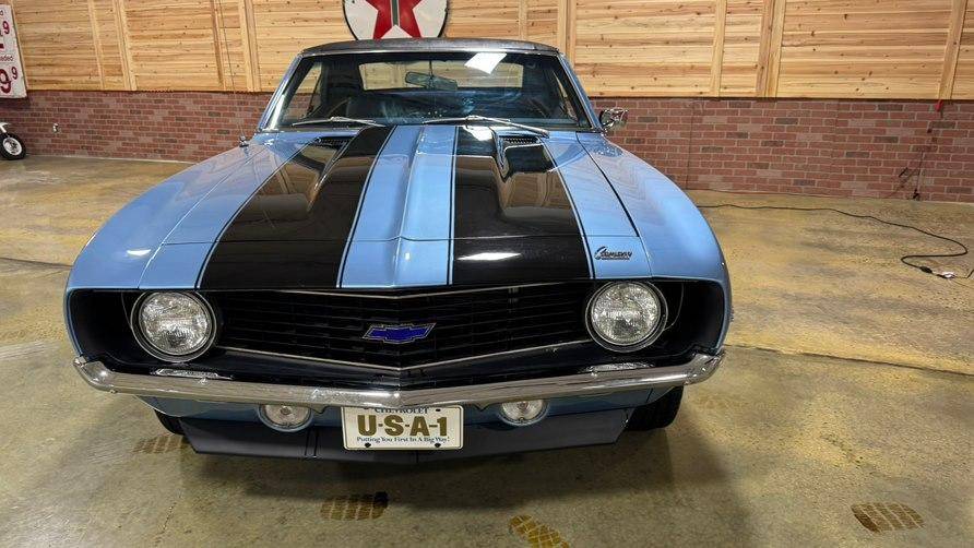 Chevrolet-camaro-1969-blue-37