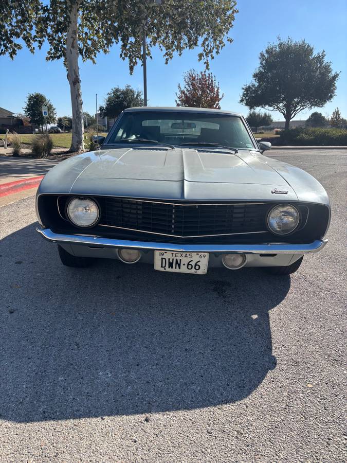 Chevrolet-camaro-1969-silver-1