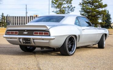Chevrolet-camaro-1969-silver-14