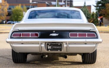 Chevrolet-camaro-1969-silver-16