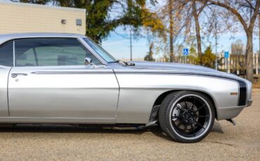 Chevrolet-camaro-1969-silver-21
