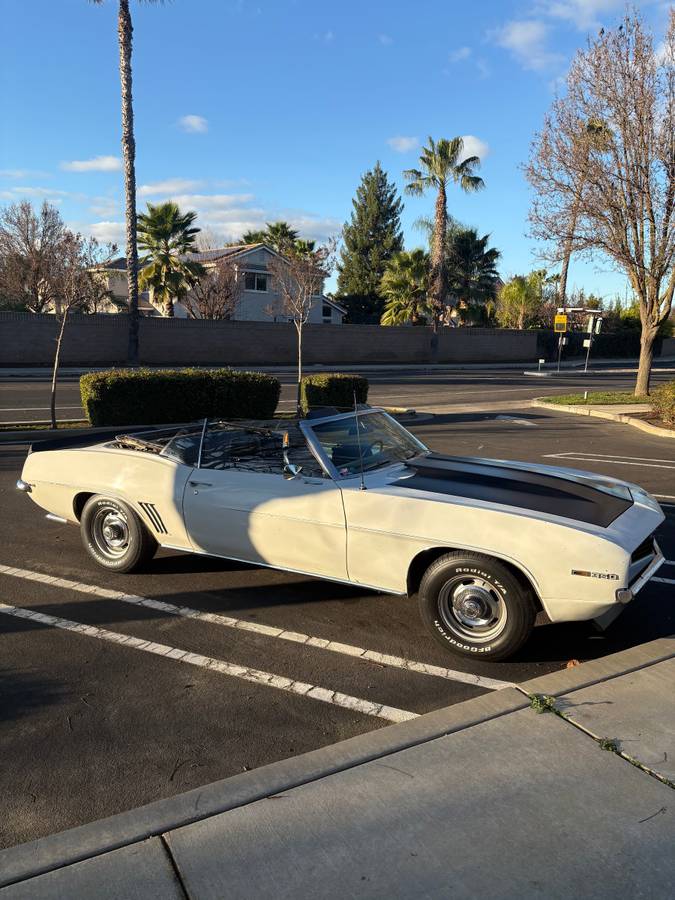 Chevrolet-camaro-1969-white-2