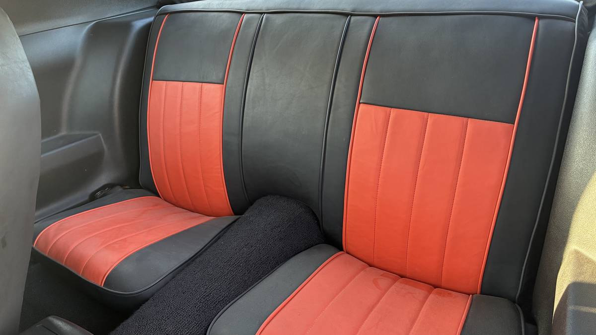 Chevrolet-camaro-1973-orange-6