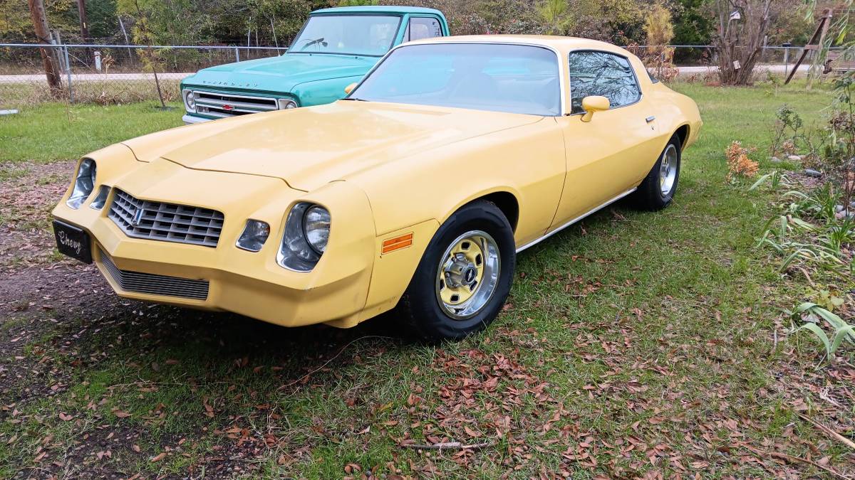Chevrolet-camaro-1978-yellow-19