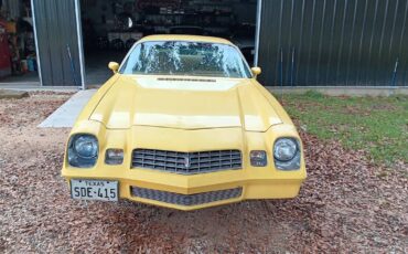 Chevrolet-camaro-1978-yellow-2