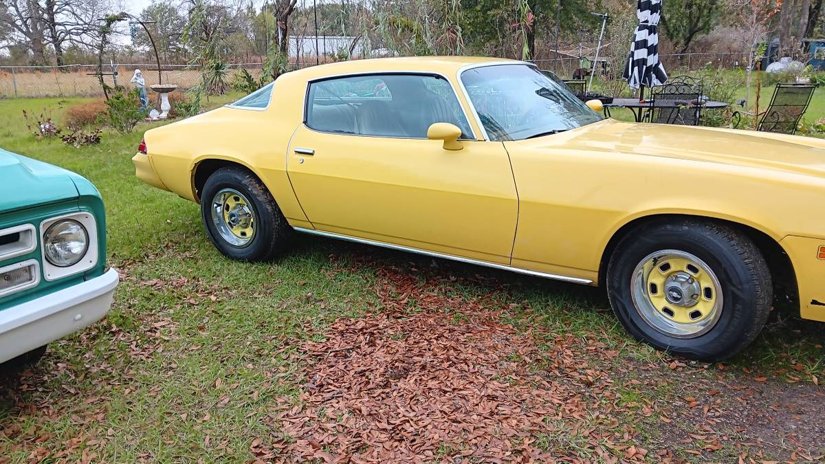 Chevrolet-camaro-1978-yellow-6