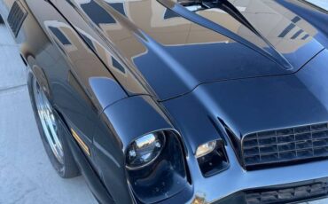 Chevrolet-camaro-1979-33