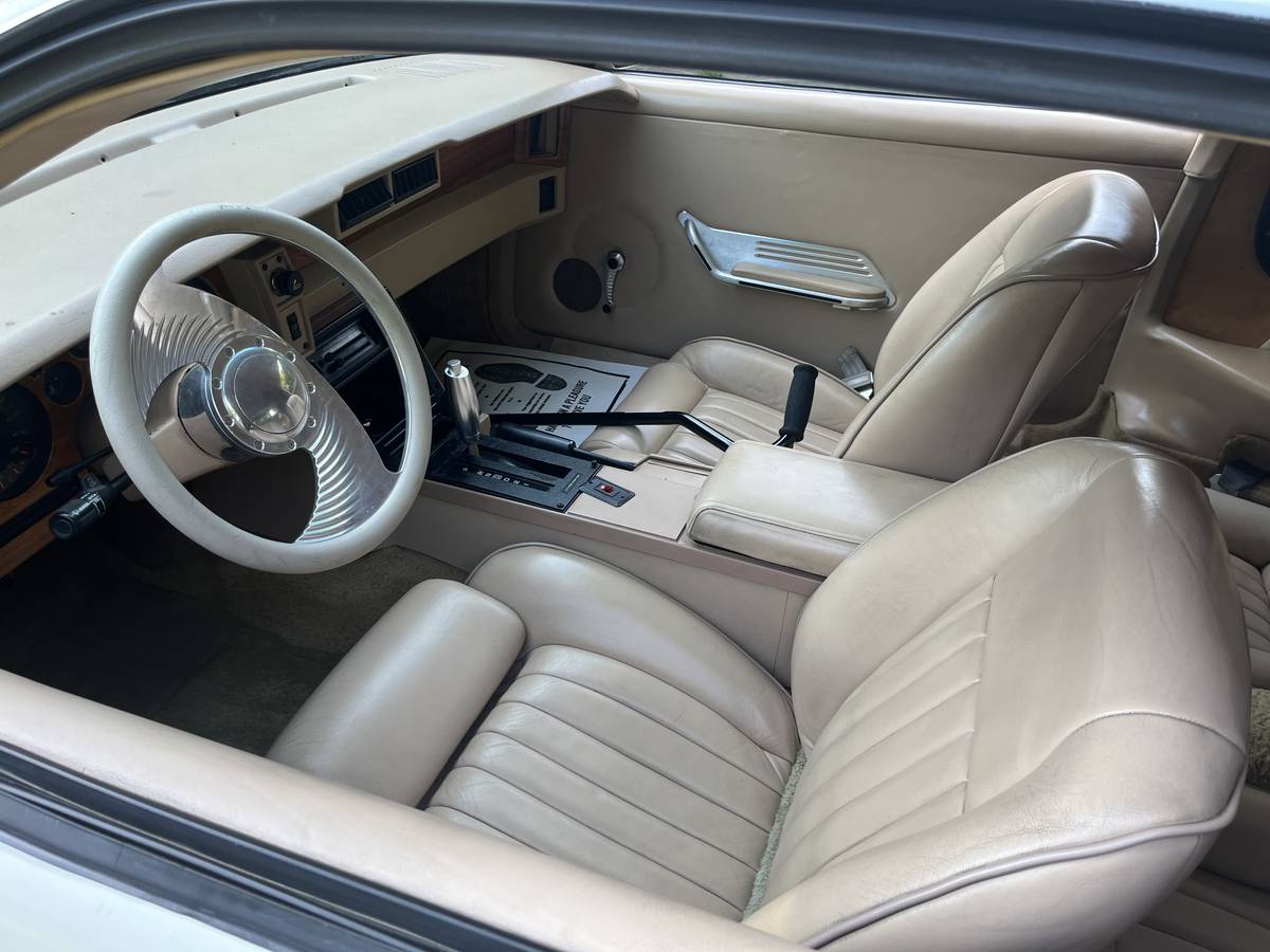 Chevrolet-camaro-1984-2