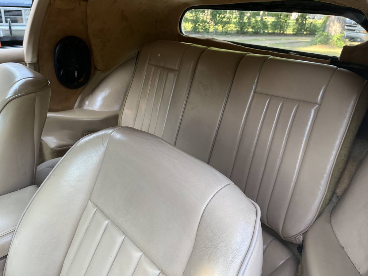 Chevrolet-camaro-1984-3