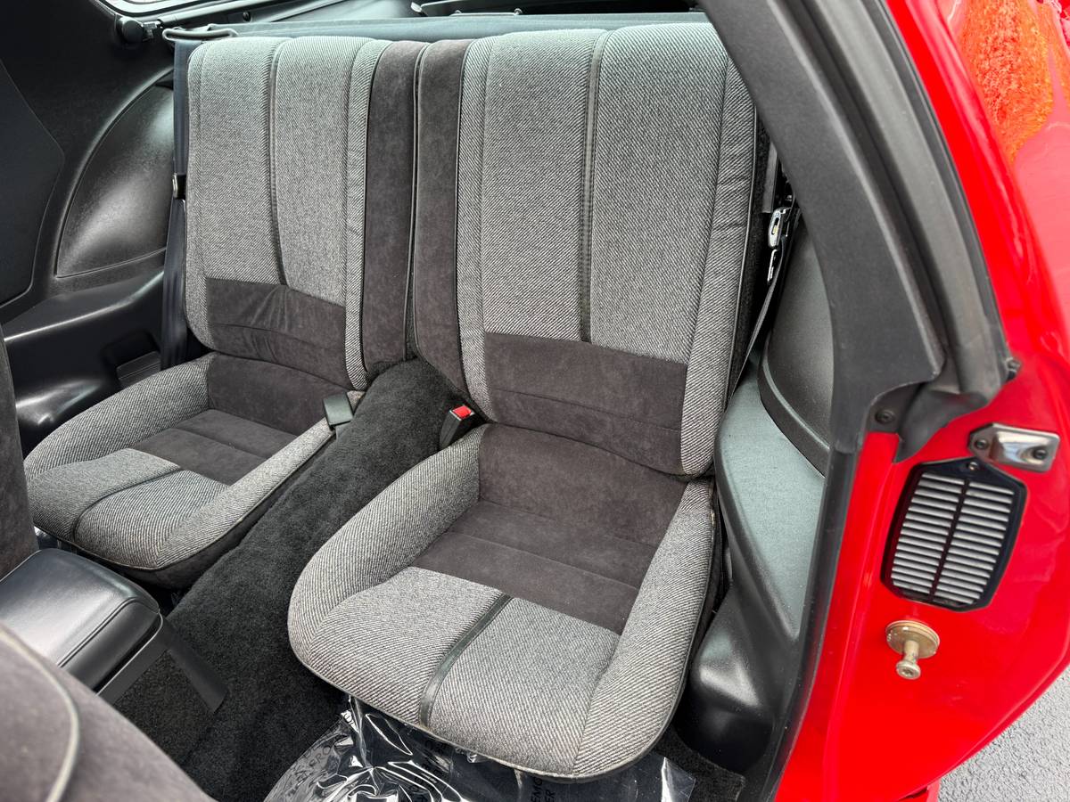 Chevrolet-camaro-1991-red-137