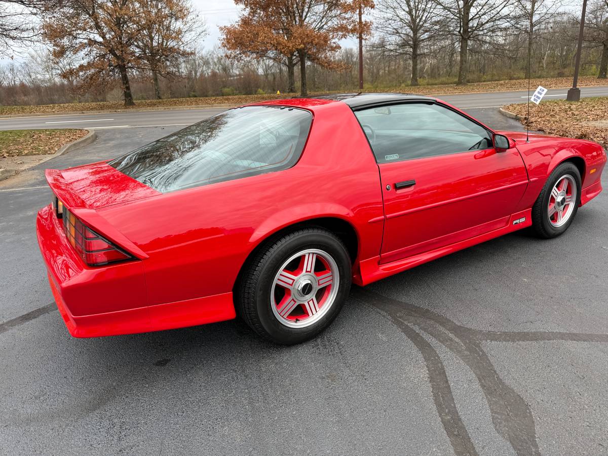 Chevrolet-camaro-1991-red-165