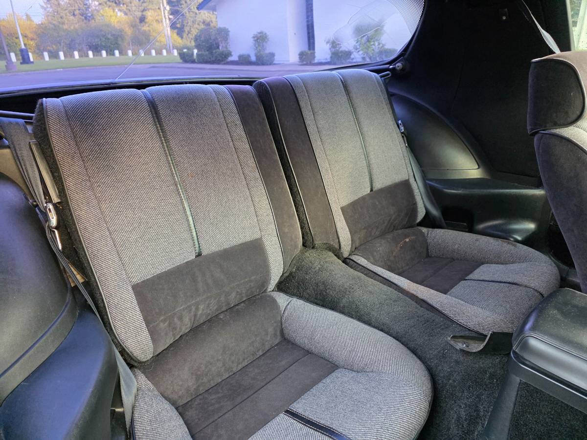 Chevrolet-camaro-1992-3