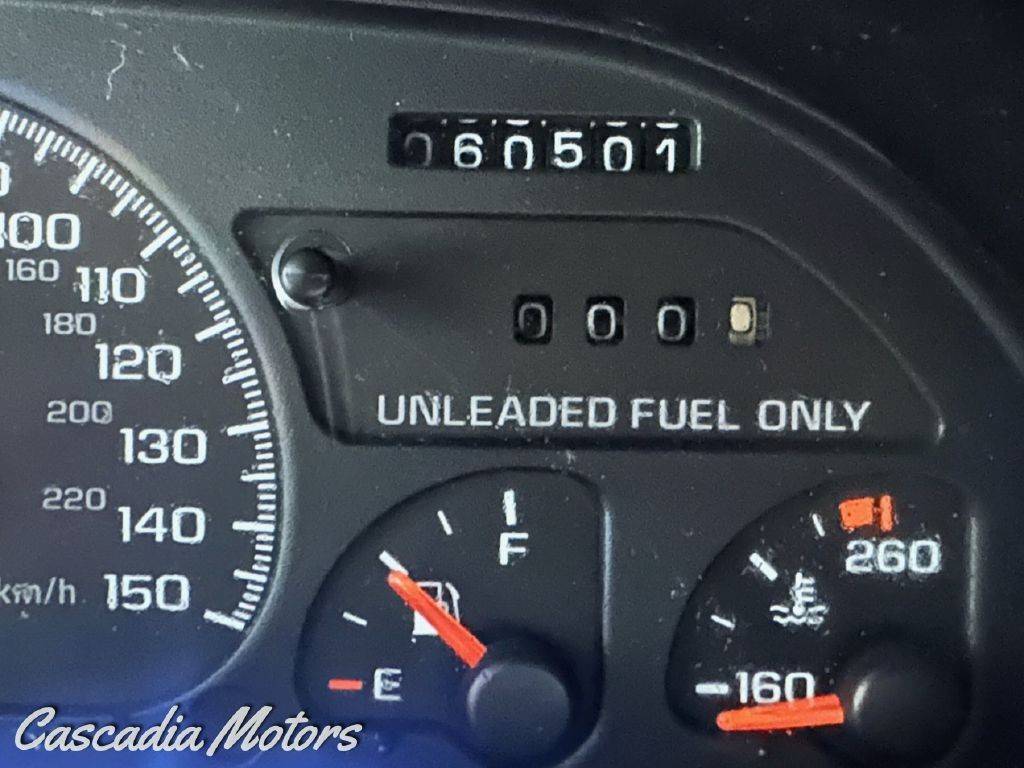 Chevrolet-camaro-1996-blue-87