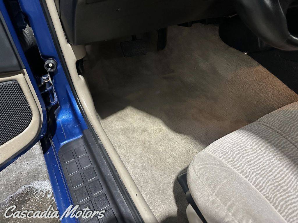 Chevrolet-camaro-1996-blue-91